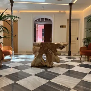 2* Hotel Alux Boutique